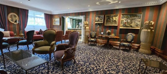 2437m² Commercial property in Albertville, France No. 308828 3