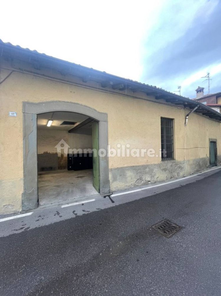 Entrepôt à Chiari, Italy 87m² No. 327062