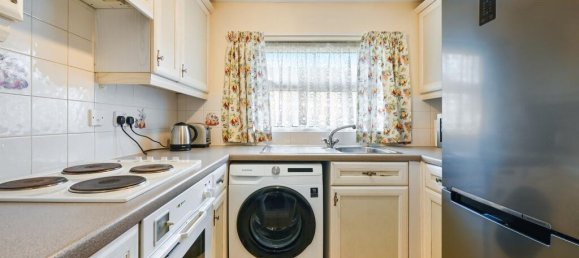 1 bedroom House in London, United Kingdom No. 9659 11