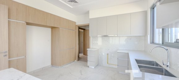 Villa T4 em Al Furjan, UAE N.º 94311 3