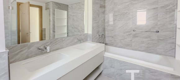 Villa T4 em Al Furjan, UAE N.º 94311 20