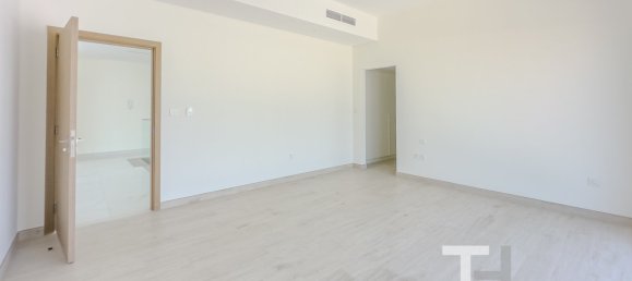 Villa T4 em Al Furjan, UAE N.º 94311 18