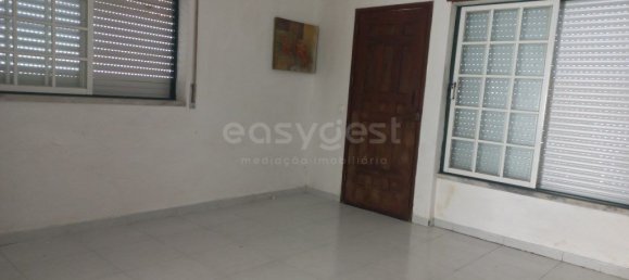 2 bedrooms House in Santarem, Portugal No. 207680 4