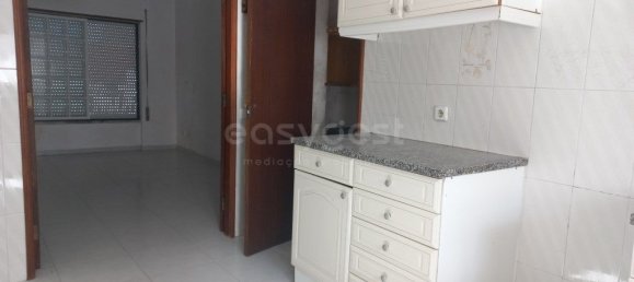 2 bedrooms House in Santarem, Portugal No. 207680 3