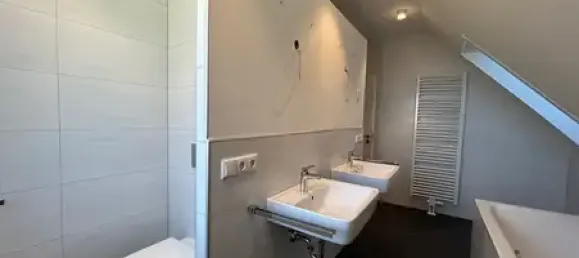 4 rooms House in Erlangen-Hochstadt, Germany No. 324899 13