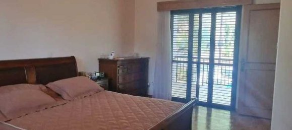 5 bedrooms House in Moniatis, Cyprus No. 13418 3