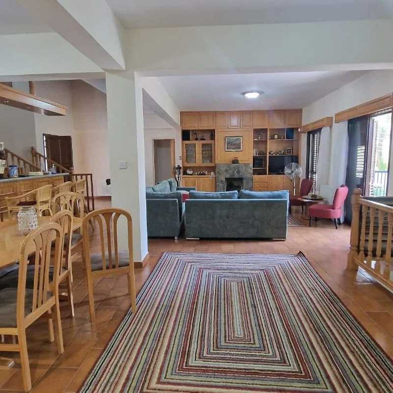 5 bedrooms House in Moniatis, Cyprus No. 13418