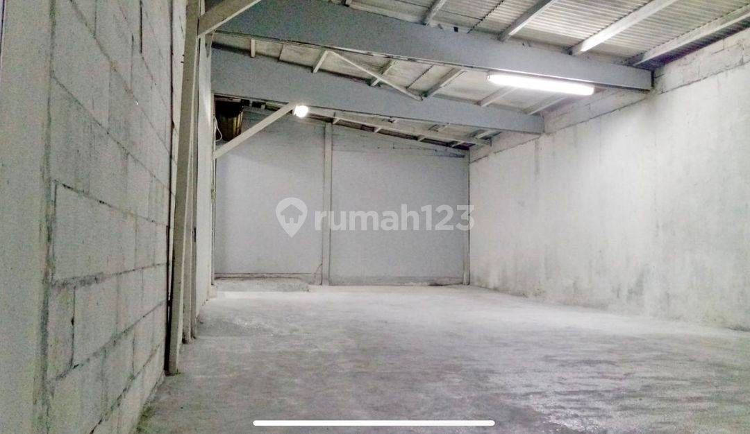 170m² Warehouse in Cengkareng, Indonesia No. 2449