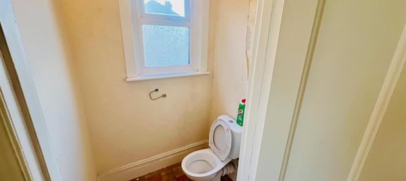 3 bedrooms House in Beckenham, United Kingdom No. 853 21