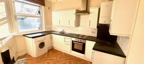 3 bedrooms House in Beckenham, United Kingdom No. 853 35