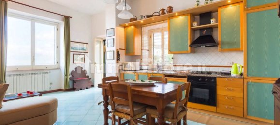 3 Schlafzimmer Wohnung in Casamicciola Terme, Italy, Nr. 17428 5