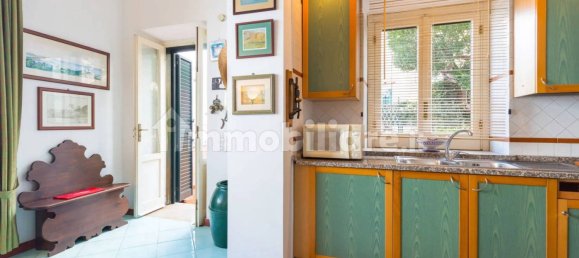 3 Schlafzimmer Wohnung in Casamicciola Terme, Italy, Nr. 17428 9