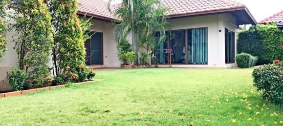 Кафе / ресторан с 3 спальнями в Банг Ламунг, Таиланд № 1698 3