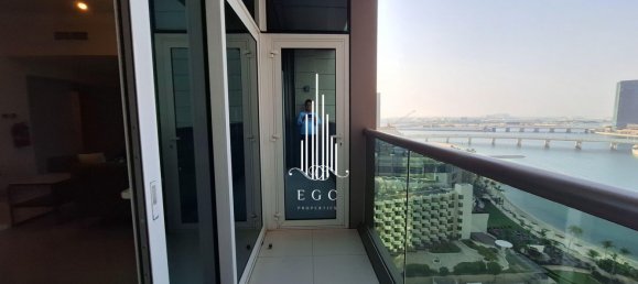 Квартира с 3 спальнями в Tourist Club Area, ОАЭ № 31168 2