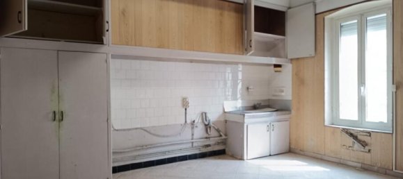 4 Schlafzimmer Haus in Narbonne, France, Nr. 323075 2