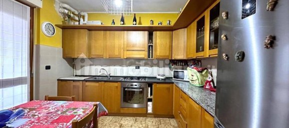 2 bedrooms Apartment in Opera, Italy No. 299069 5