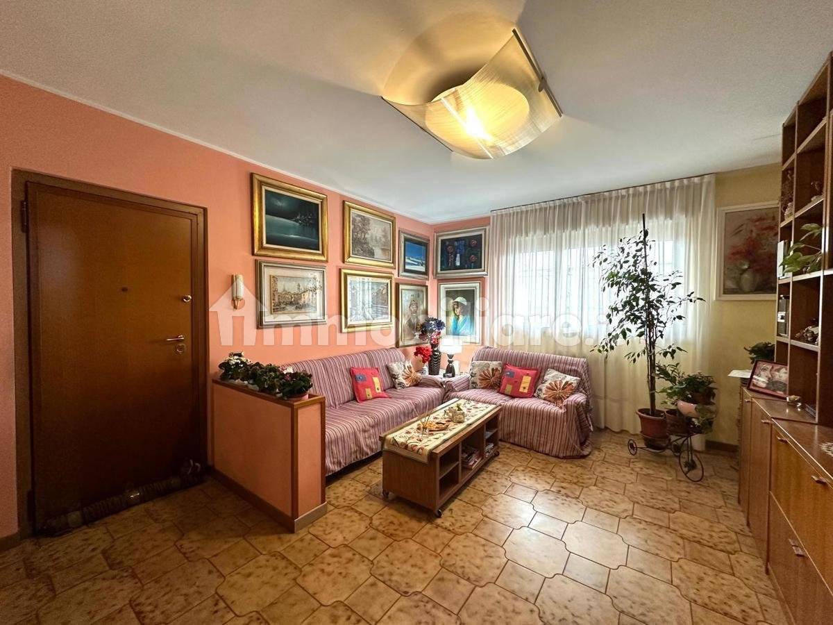2 bedrooms Apartment in Opera, Italy No. 299069