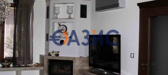 4 bedrooms House No. 979 13