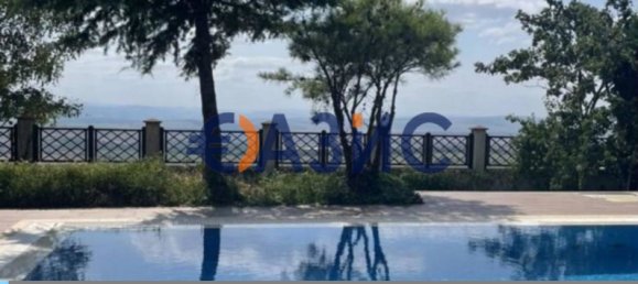 4 bedrooms House No. 979 23