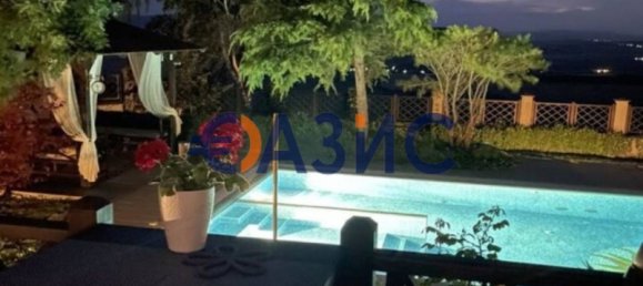 4 bedrooms House No. 979 5