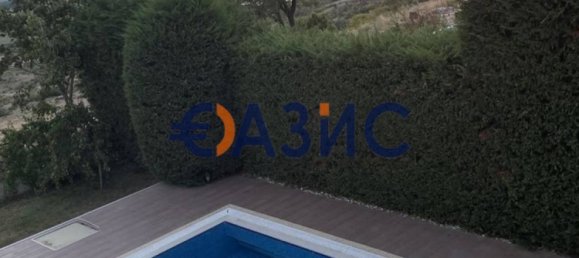 4 bedrooms House No. 979 31