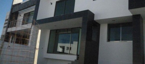 Дом с 3 спальнями в Керетаро, Мексика № 158919 2