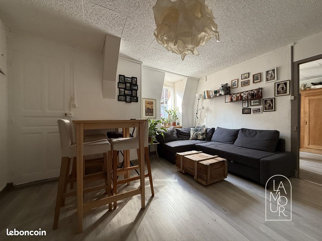 Квартира с 1 спальней в Дижон, Франция № 52880