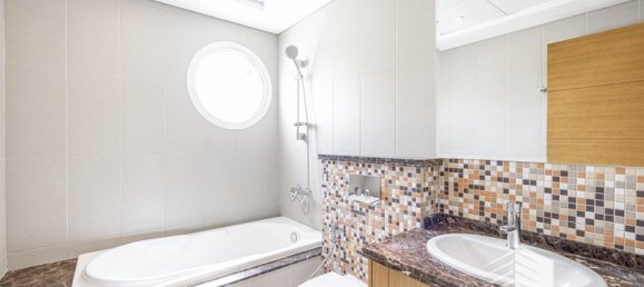 Вилла с 5 спальнями в Jumeirah Park, ОАЭ № 13670 15