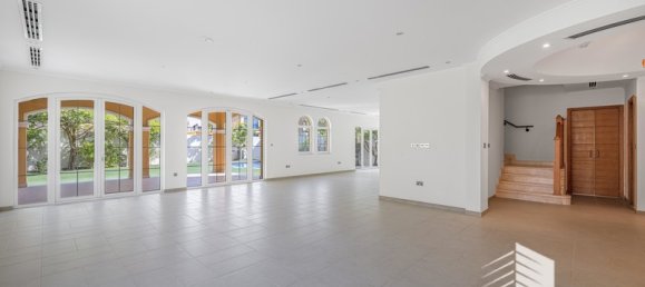 Вилла с 5 спальнями в Jumeirah Park, ОАЭ № 13670 4