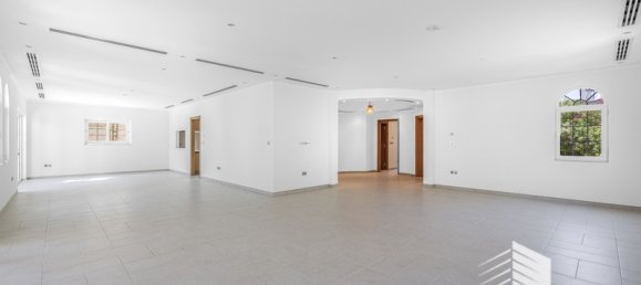 Вилла с 5 спальнями в Jumeirah Park, ОАЭ № 13670 5