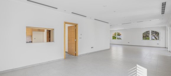 Вилла с 5 спальнями в Jumeirah Park, ОАЭ № 13670 7