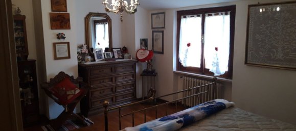 4 rooms House in Perugia, Italy No. 5572 17