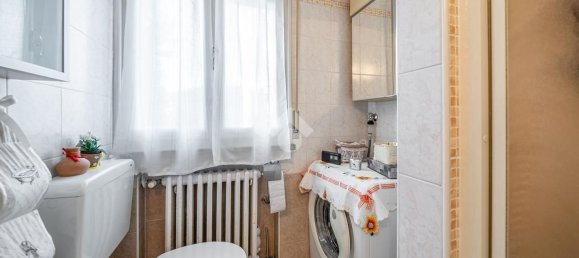 Квартира с 3 комнатами в Реджо Эмилия, Италия № 119656 30