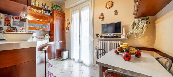 Квартира с 3 комнатами в Реджо Эмилия, Италия № 119656 13