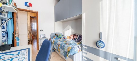 Квартира с 3 комнатами в Реджо Эмилия, Италия № 119656 26