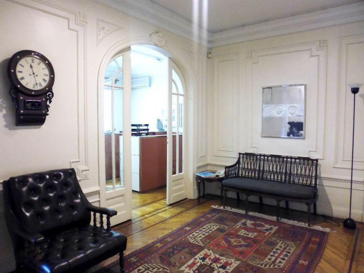 6 chambres Bureau à Buenos Aires, Argentina No. 104521