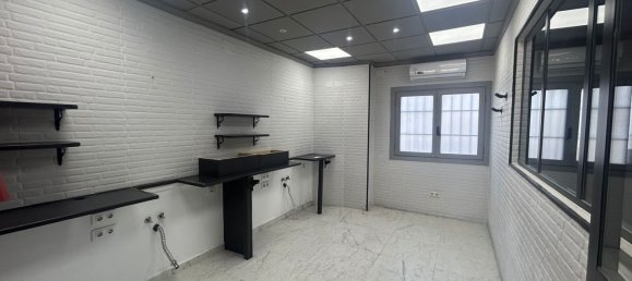 74m² Commercial property in Alicante, Spain No. 136532 13