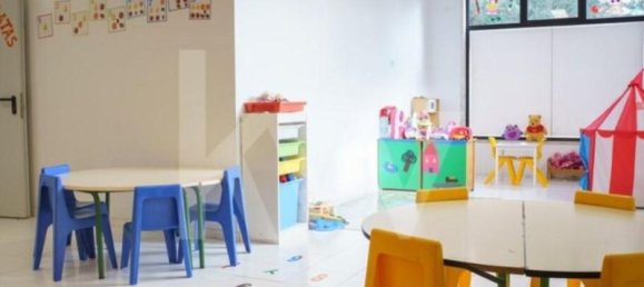 217m² Commercial property in Sintra, Portugal No. 61108 10