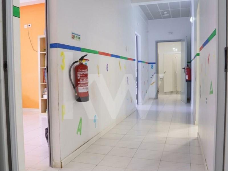 217m² Commercial property in Sintra, Portugal No. 61108