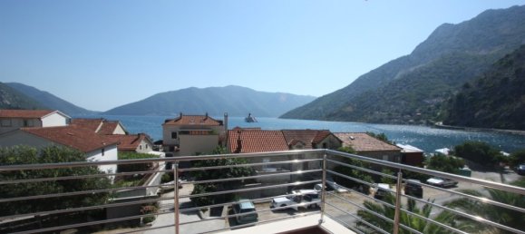 11 bedrooms Villa in Kotor, Montenegro No. 401 7
