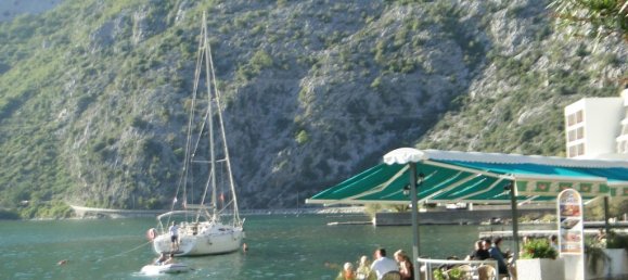 11 bedrooms Villa in Kotor, Montenegro No. 401 2