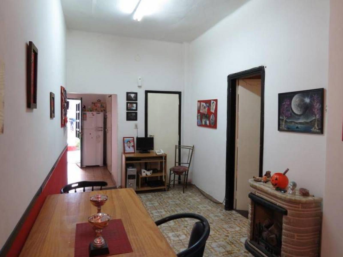 4 bedrooms House in Bermudez, Argentina No. 21108