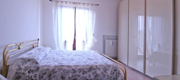 9 rooms House in Roseto degli Abruzzi, Italy No. 109664 17