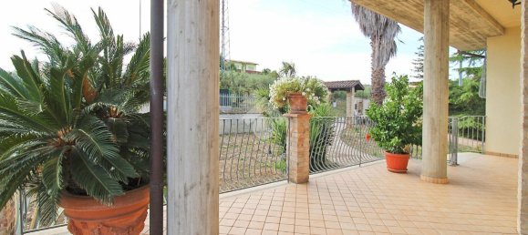 9 rooms House in Roseto degli Abruzzi, Italy No. 109664 11