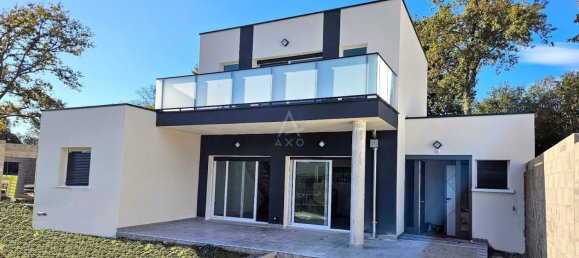 4 bedrooms House in Villemandeur, France No. 153848 16