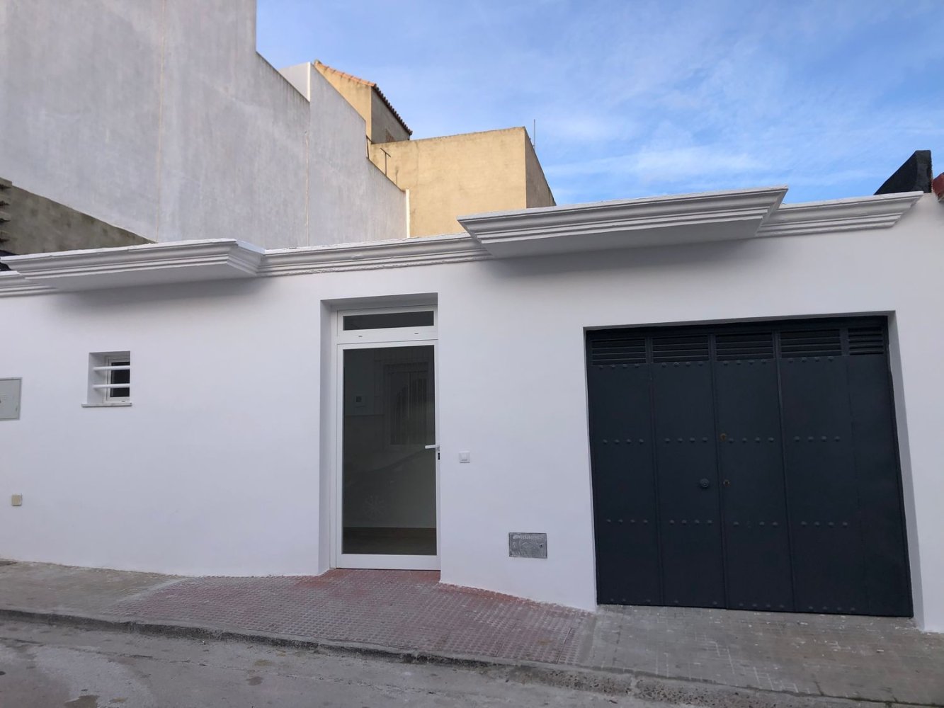 Gewerbliche Immobilie in Cadiz, Spain 120m², Nr. 157935