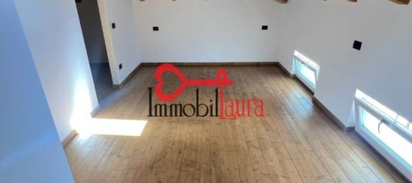 2 bedrooms Duplex in Bisuschio, Italy No. 353777 20