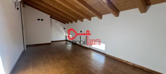 2 bedrooms Duplex in Bisuschio, Italy No. 353777 18