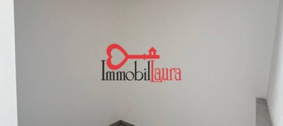 2 bedrooms Duplex in Bisuschio, Italy No. 353777 9