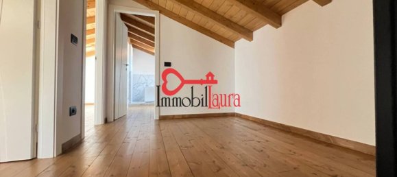 2 bedrooms Duplex in Bisuschio, Italy No. 353777 19